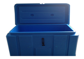 Refrigerated and insulated box